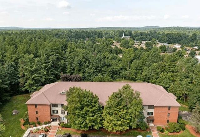 500 Candlewood Park Unit 13, Nashua, NH 03063