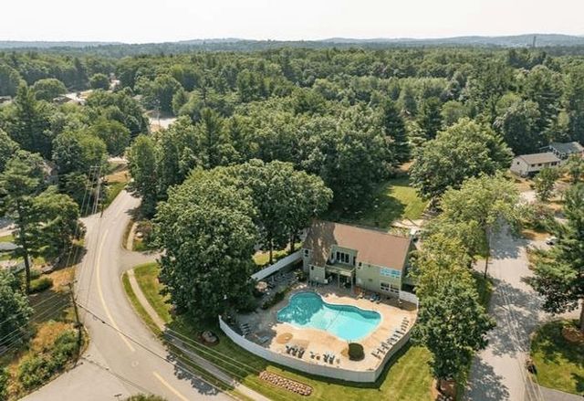 500 Candlewood Park Unit 13, Nashua, NH 03063