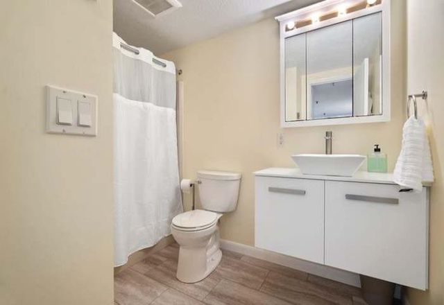 500 Candlewood Park Unit 13, Nashua, NH 03063
