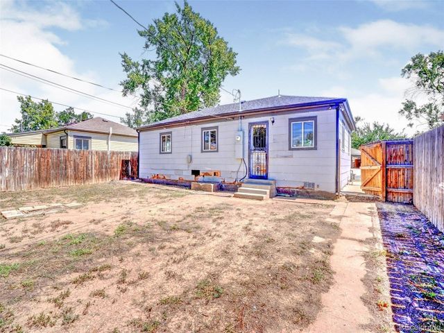 2025 Ironton St, Aurora, CO 80010
