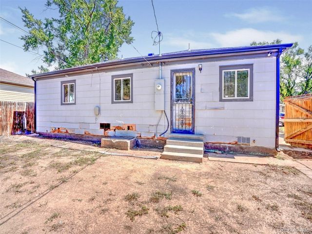 2025 Ironton St, Aurora, CO 80010