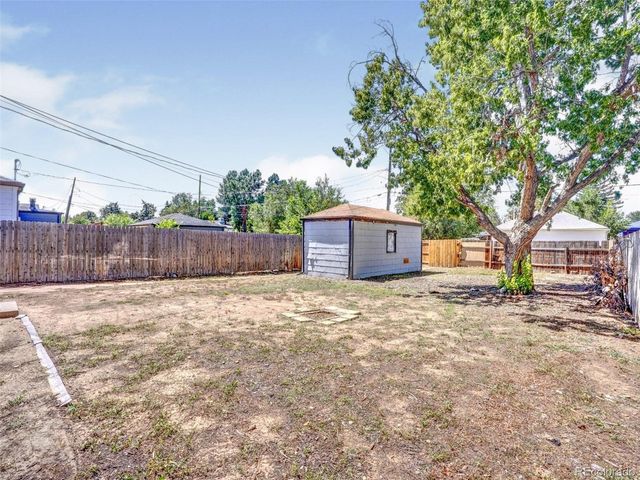 2025 Ironton St, Aurora, CO 80010