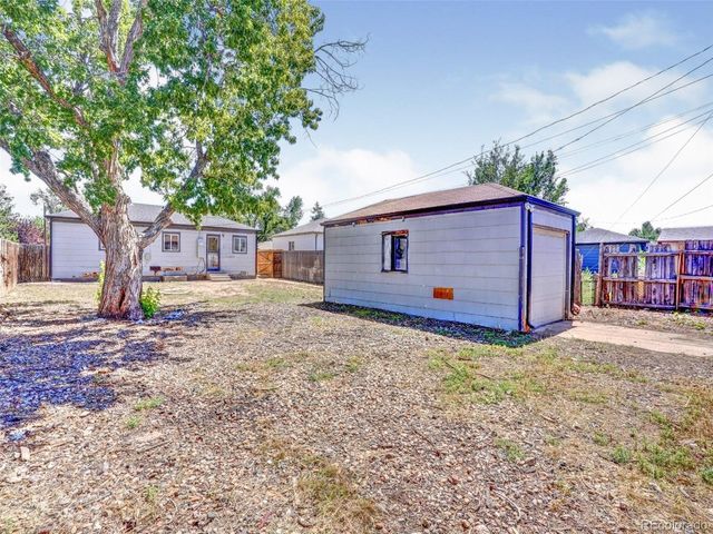 2025 Ironton St, Aurora, CO 80010