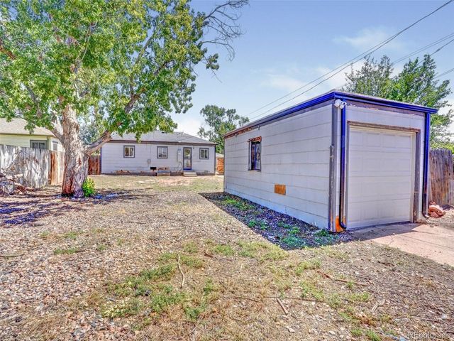 2025 Ironton St, Aurora, CO 80010