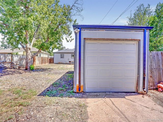 2025 Ironton St, Aurora, CO 80010