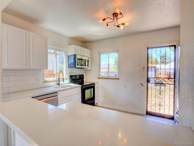 2025 Ironton St, Aurora, CO 80010