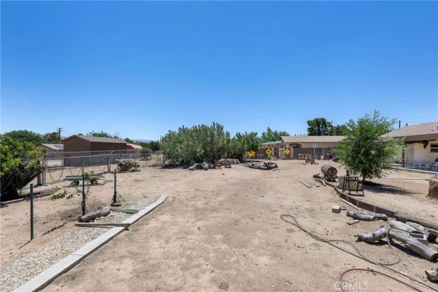 7653 Montrose, Hesperia, CA 92345