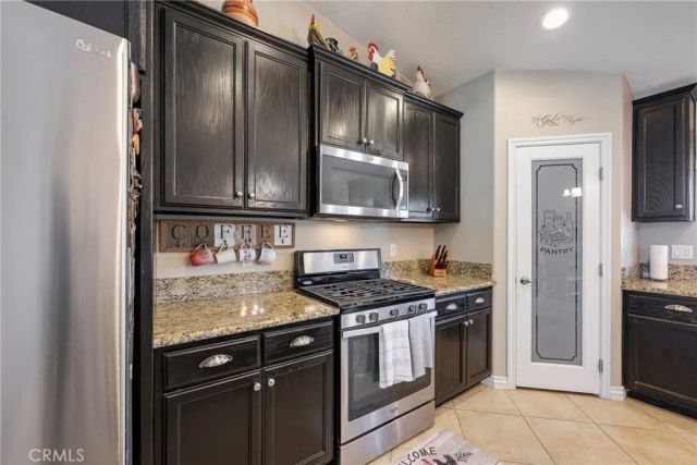 7653 Montrose, Hesperia, CA 92345
