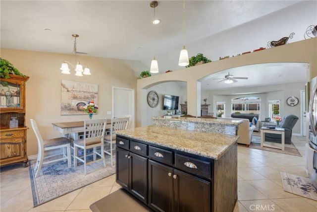 7653 Montrose, Hesperia, CA 92345