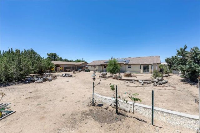 7653 Montrose, Hesperia, CA 92345