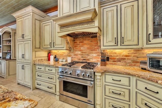 712 Hamilton Landing Drive, St Simons Island, GA 31522