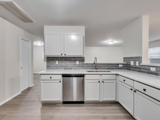 14442 Junction Place Drive, Houston, TX 77045