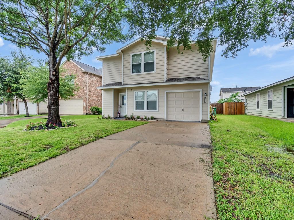 14442 Junction Place Drive, Houston, TX 77045