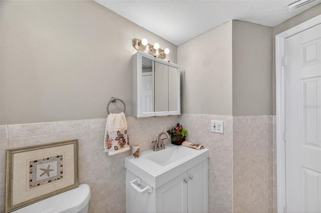 3742 ELMWOOD DRIVE, Holiday, FL 34691