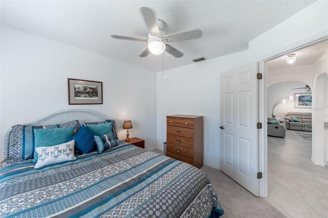 538 W CASHEW, Punta Gorda, FL 33955