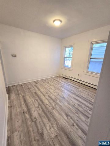 14 Triton Terrace, Newark, NJ 07104
