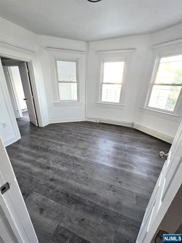 14 Triton Terrace, Newark, NJ 07104