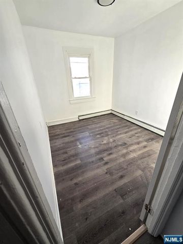14 Triton Terrace, Newark, NJ 07104