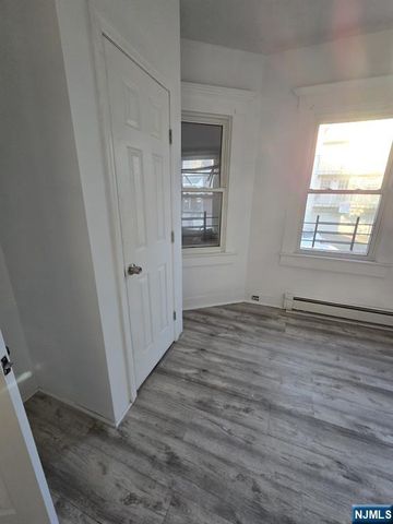 14 Triton Terrace, Newark, NJ 07104