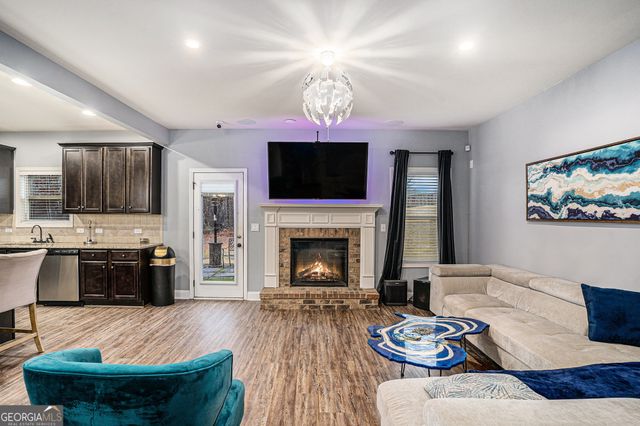 121 Amelia Way, Ellenwood, GA 30294