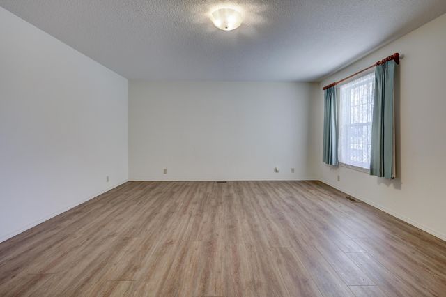 1411 Gold Stream Drive, Webb City, MO 64870