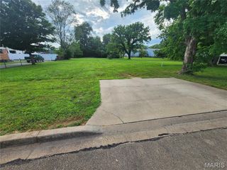 717 Janey Drive, Farmington, MO 63640