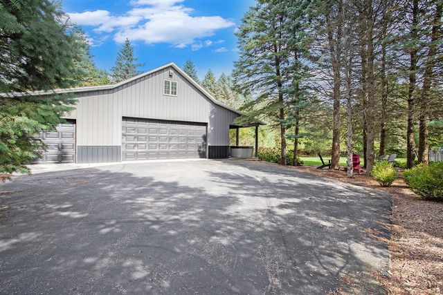 3667 E U Avenue, Vicksburg, MI 49097