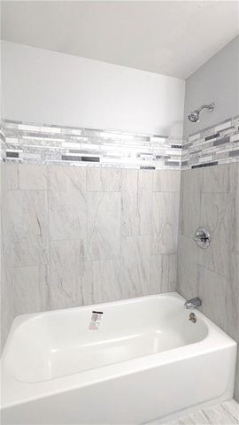 9908 E 77th Street, Raytown, MO 64138