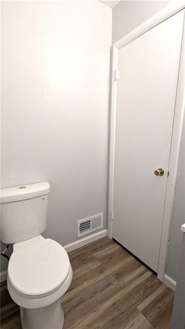 9908 E 77th Street, Raytown, MO 64138