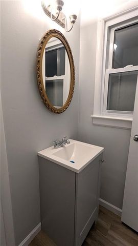 9908 E 77th Street, Raytown, MO 64138