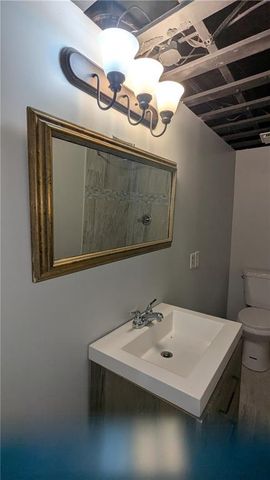 9908 E 77th Street, Raytown, MO 64138