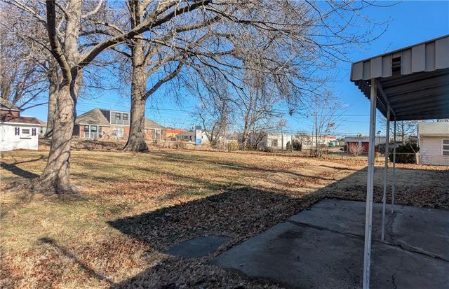 9908 E 77th Street, Raytown, MO 64138