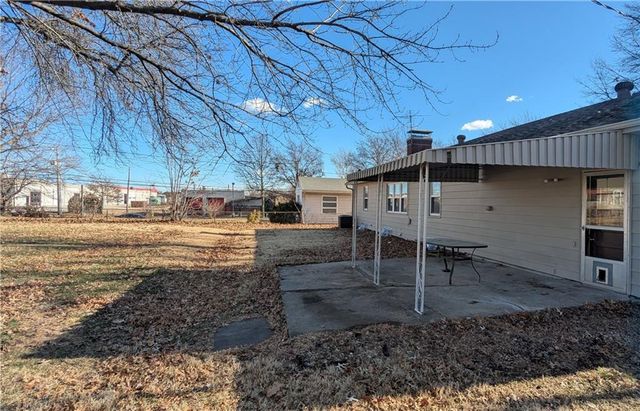 9908 E 77th Street, Raytown, MO 64138