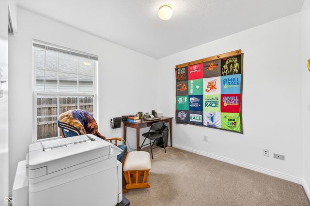 2002 Falcon Court, Franklin, IN 46131