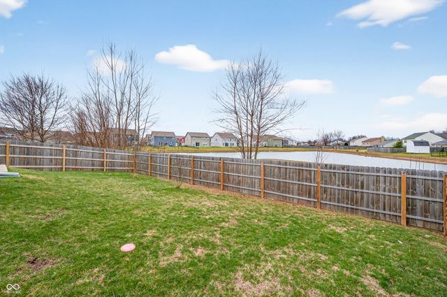 2002 Falcon Court, Franklin, IN 46131