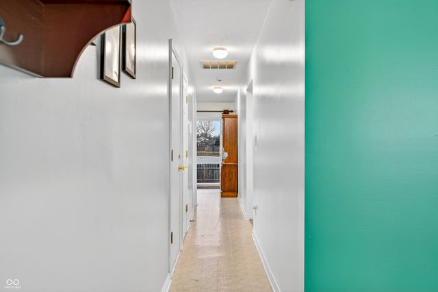 2002 Falcon Court, Franklin, IN 46131