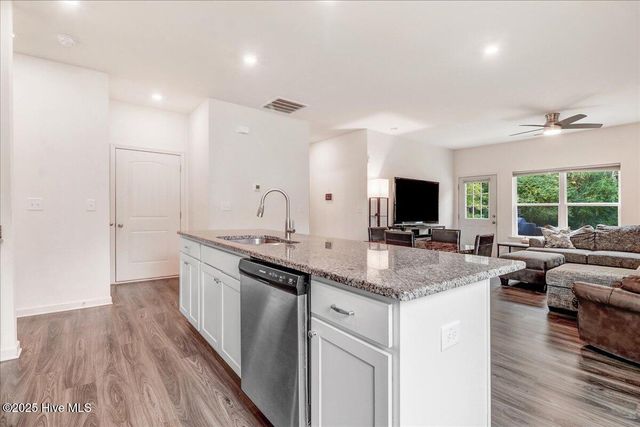 204 Timberline Oak Drive, Goldsboro, NC 27534