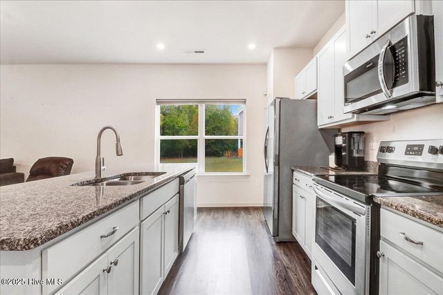 204 Timberline Oak Drive, Goldsboro, NC 27534