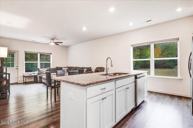 204 Timberline Oak Drive, Goldsboro, NC 27534