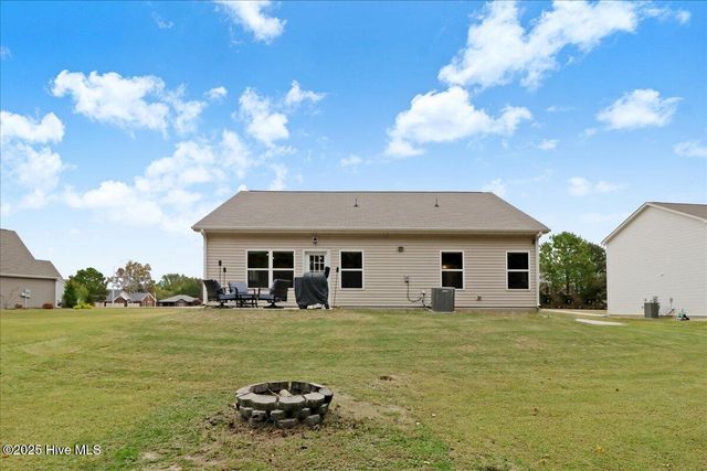 204 Timberline Oak Drive, Goldsboro, NC 27534