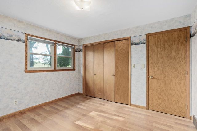 6927 N Harris Court, Westfield, WI 53964