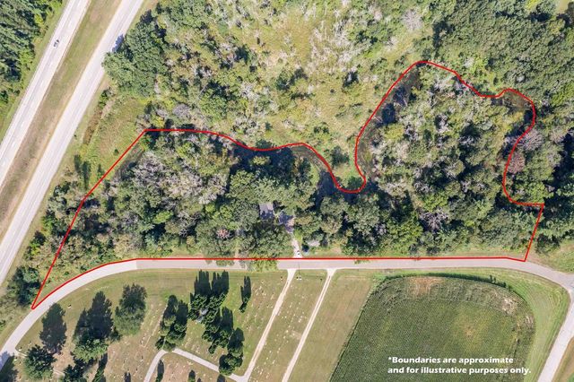 6927 N Harris Court, Westfield, WI 53964