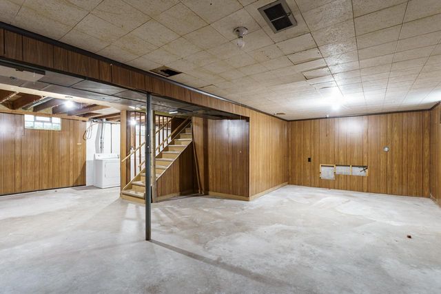 6927 N Harris Court, Westfield, WI 53964