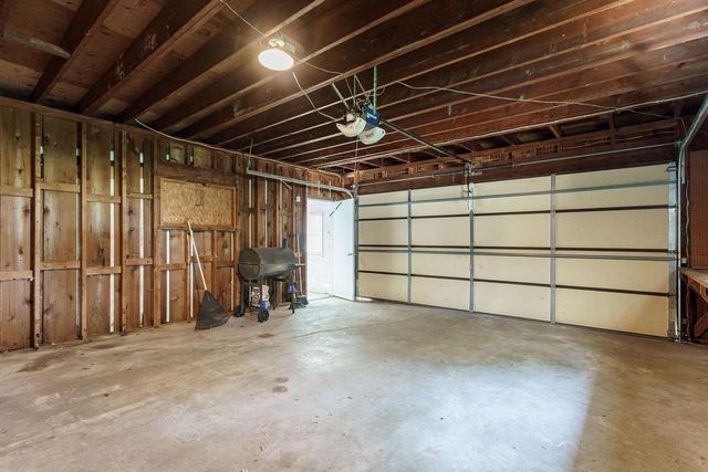 6927 N Harris Court, Westfield, WI 53964