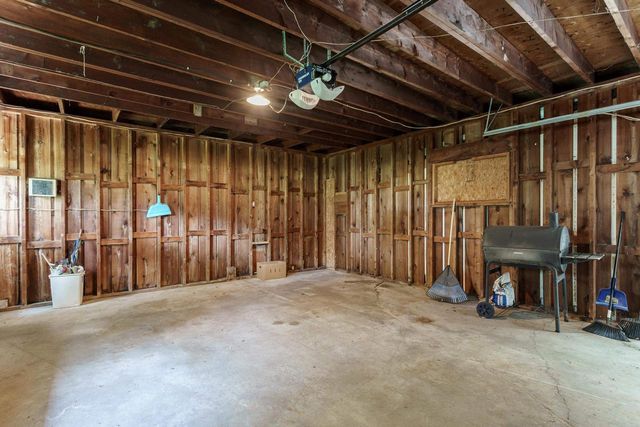 6927 N Harris Court, Westfield, WI 53964