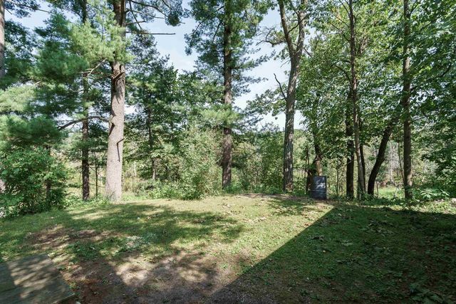 6927 N Harris Court, Westfield, WI 53964