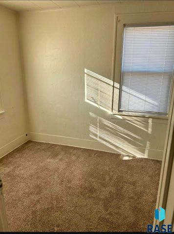 201 N French Ave Avenue, Sioux Falls, SD 57101