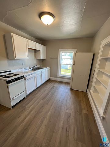 201 N French Ave Avenue, Sioux Falls, SD 57101
