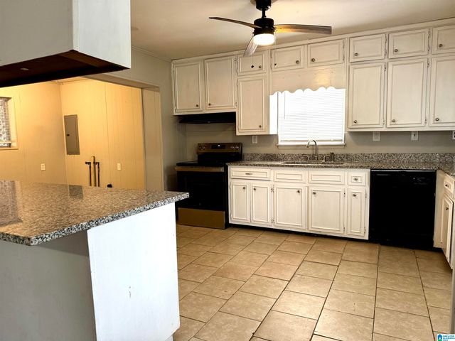 415 THOMAS STREET, Warrior, AL 35180