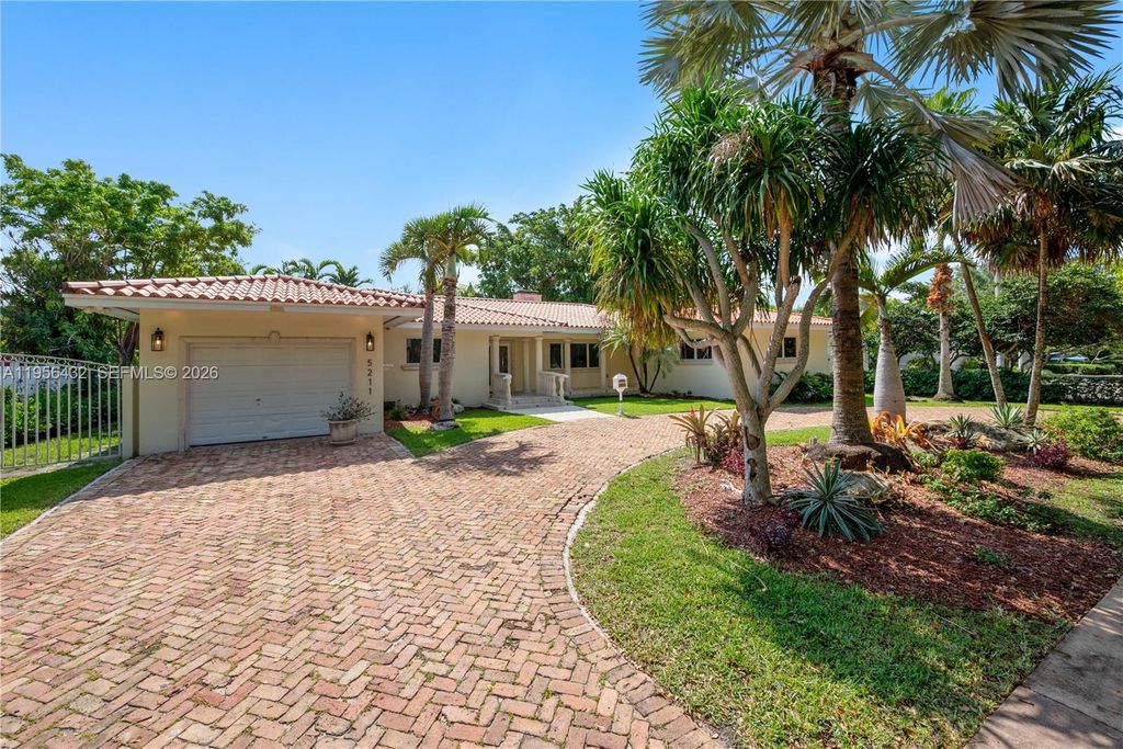 5211 Granada Blvd, Coral Gables, FL 33146